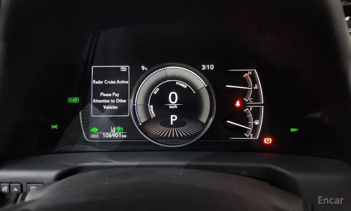 Фото 8 - Lexus ES