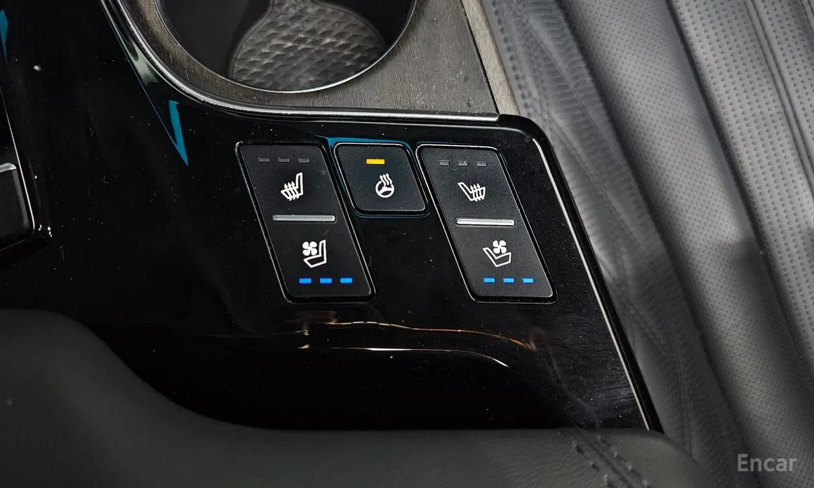 Фото 16 - Kia K8