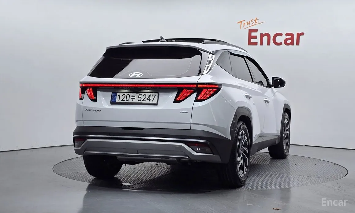 Фото 4 - Hyundai Tucson