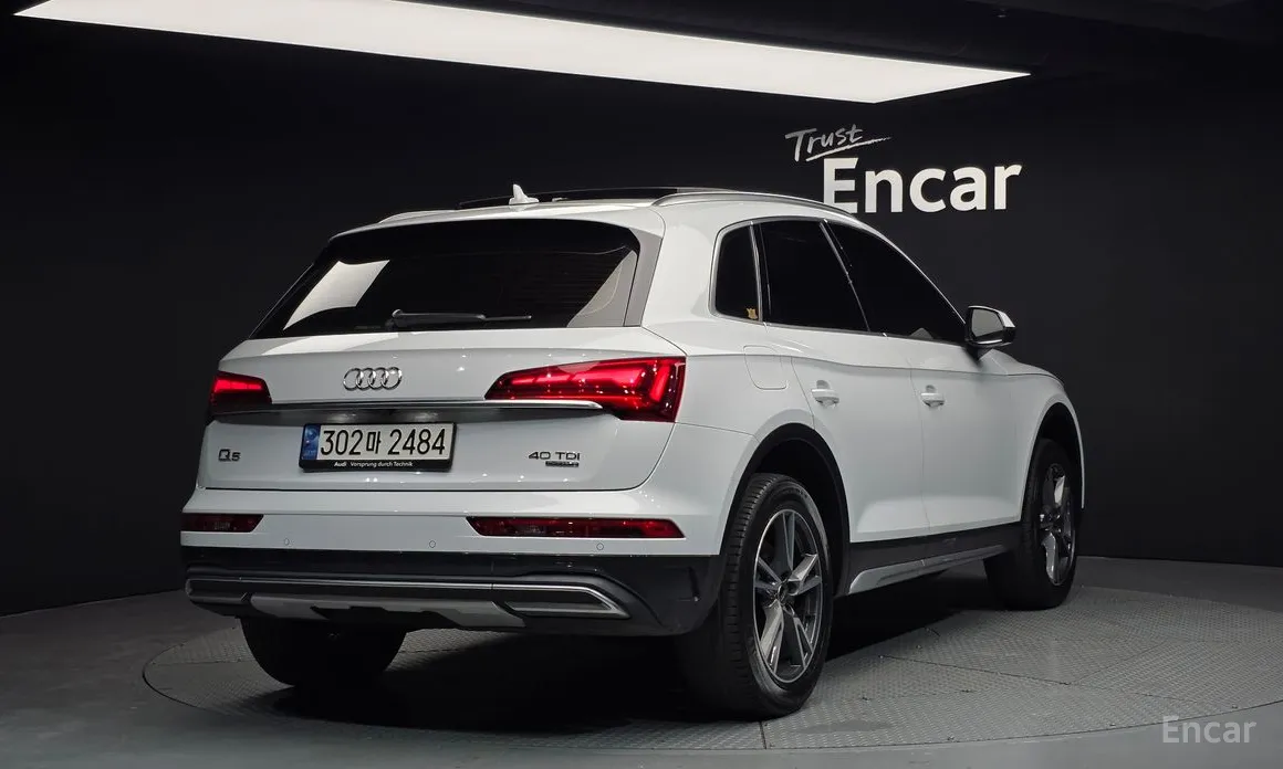 Фото 2 - Audi Q5