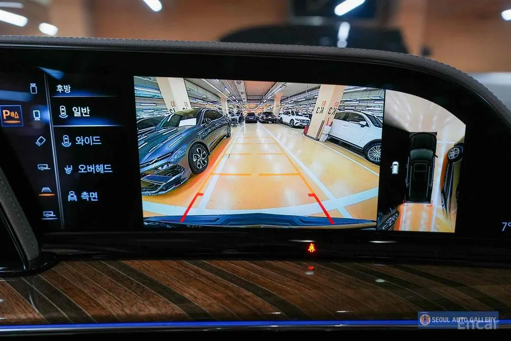 Фото 12 - Cadillac Escalade