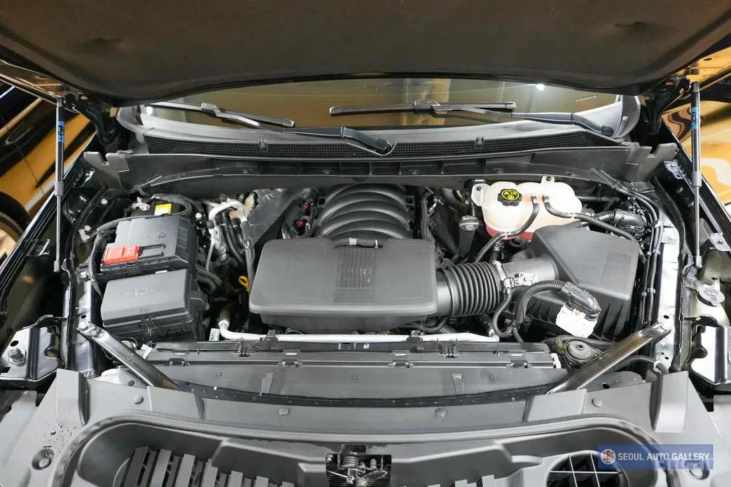 Фото 17 - Cadillac Escalade