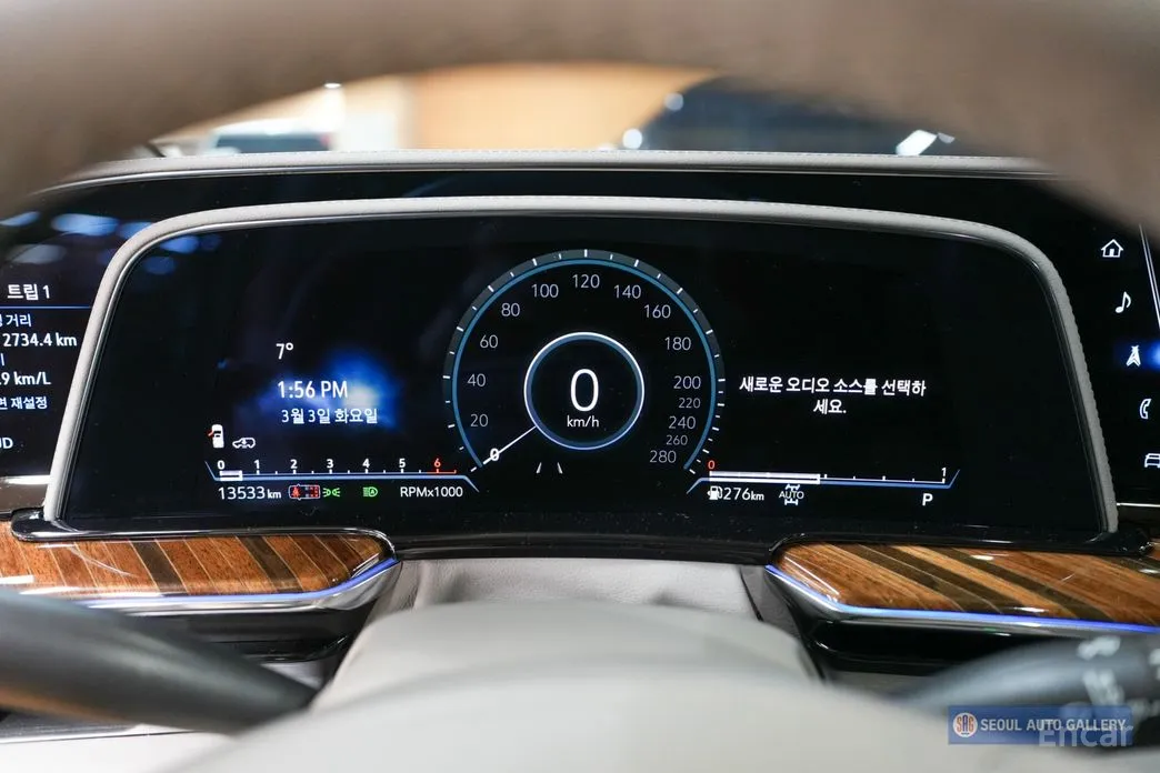 Фото 20 - Cadillac Escalade