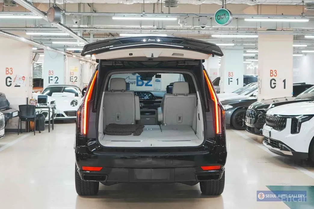 Фото 4 - Cadillac Escalade