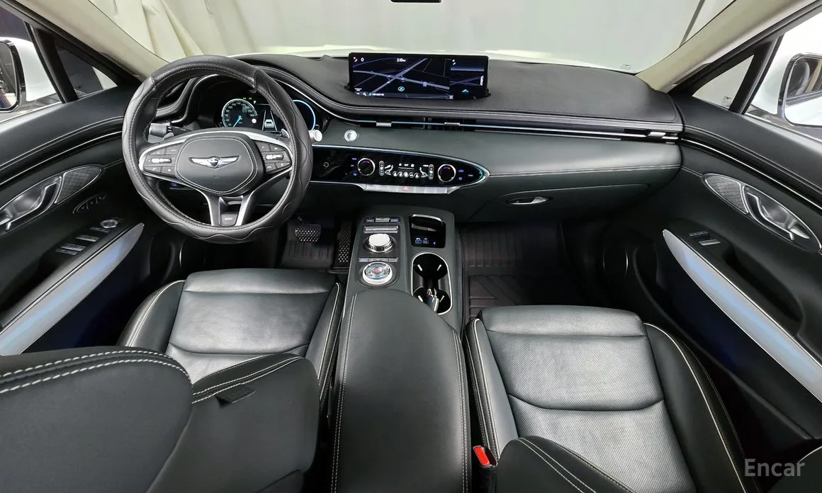 Фото 7 - Genesis GV70