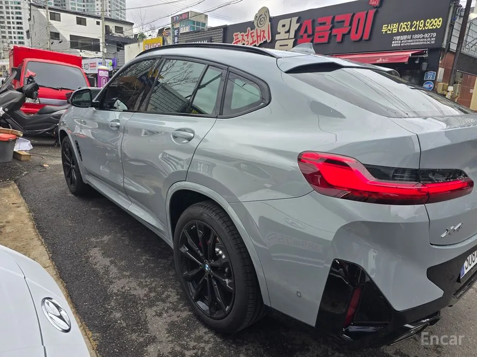 Фото 2 - BMW X4