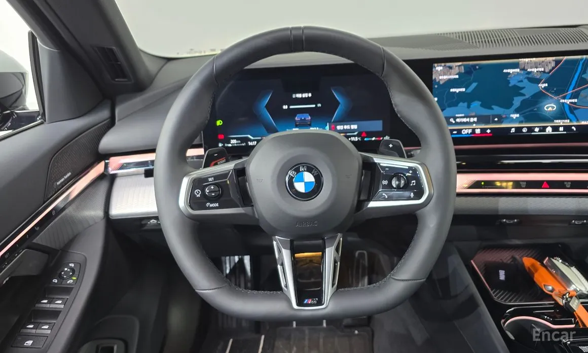 Фото 13 - BMW 5 Series