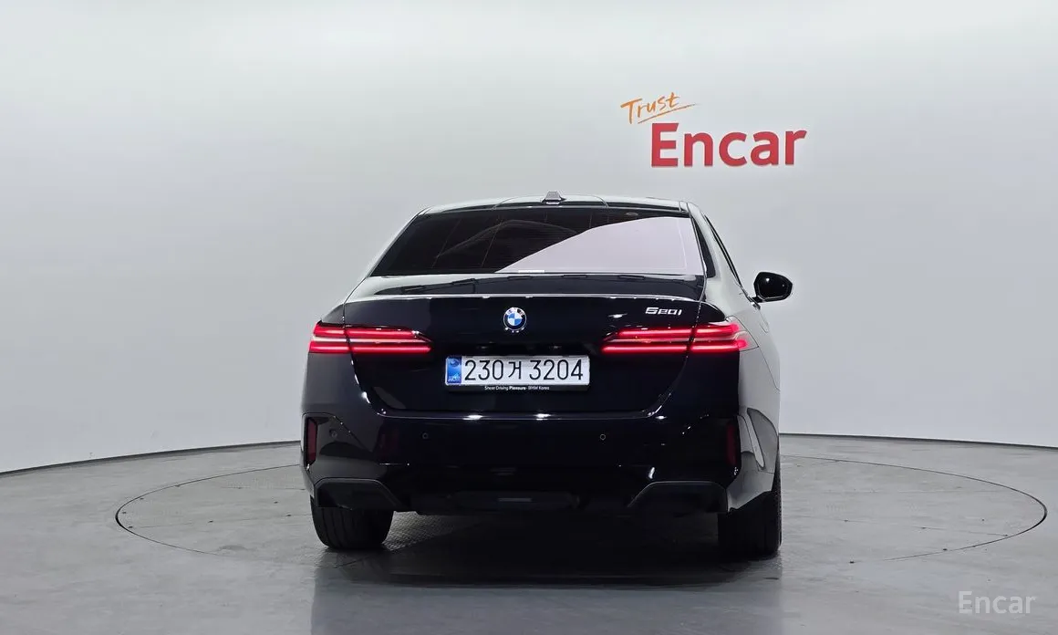 Фото 4 - BMW 5 Series