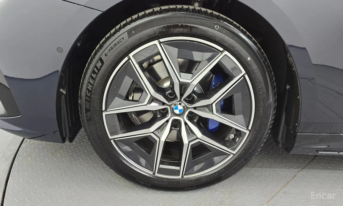 Фото 5 - BMW 5 Series