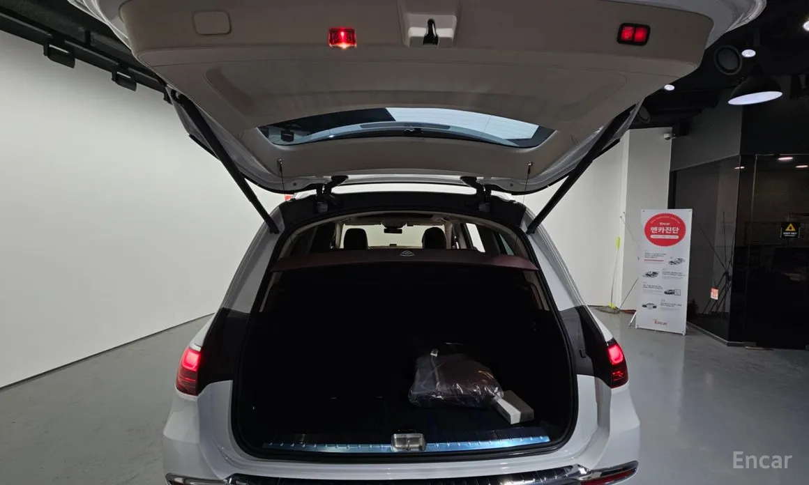 Фото 20 - Mercedes-Benz GLS-Class