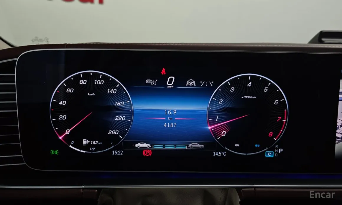 Фото 8 - Mercedes-Benz GLS-Class