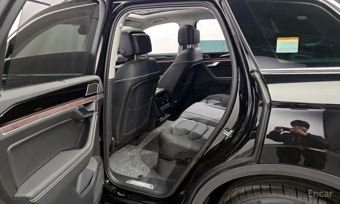 Фото 11 - Volkswagen Touareg