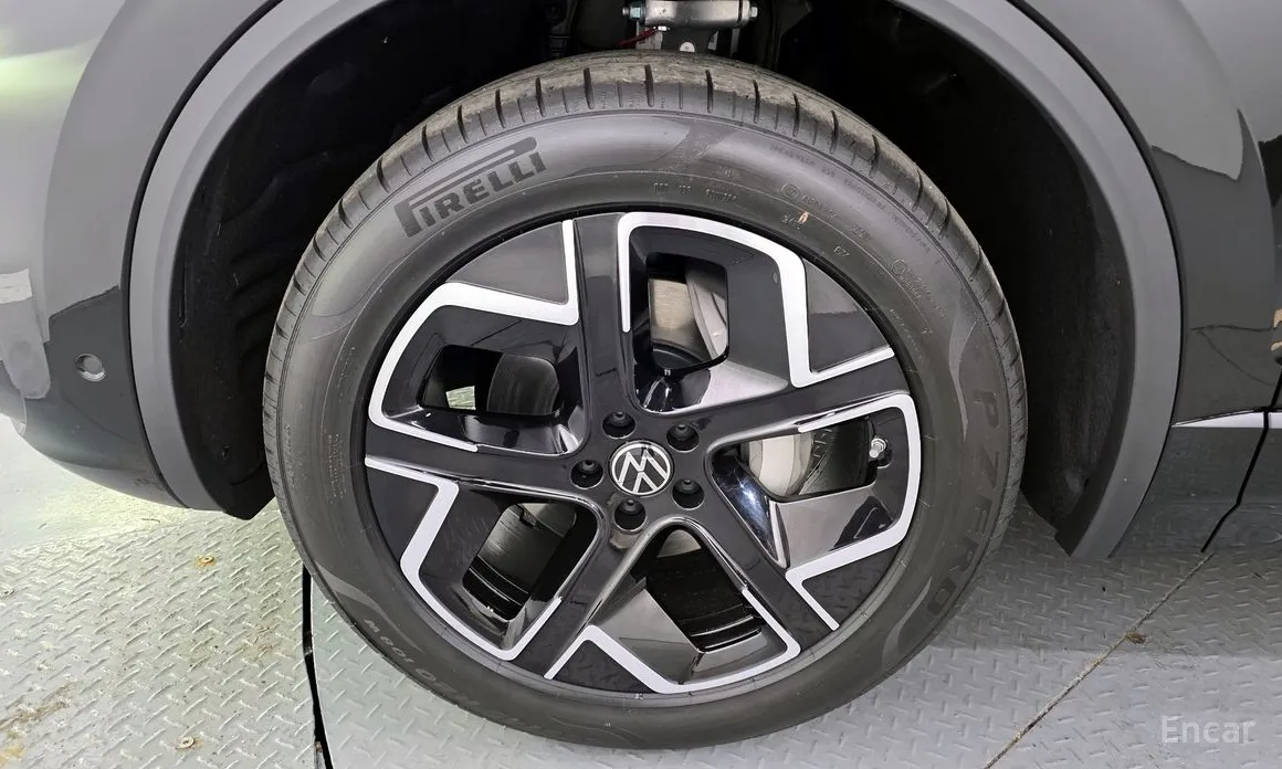 Фото 5 - Volkswagen Touareg