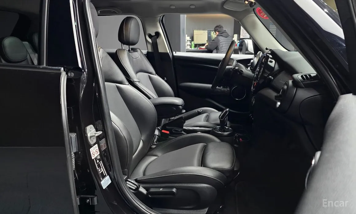 Фото 11 - Mini Cooper