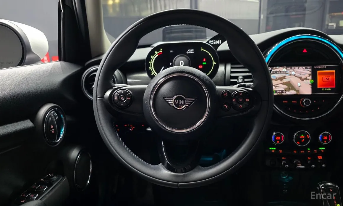 Фото 13 - Mini Cooper