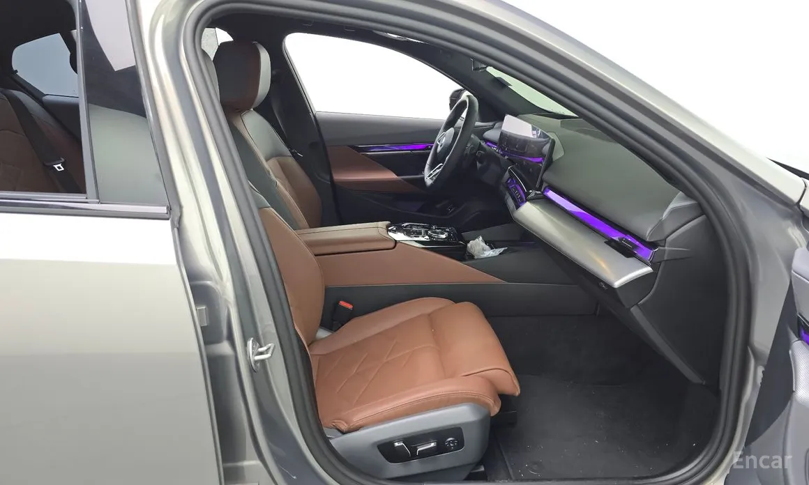 Фото 11 - BMW 5 Series