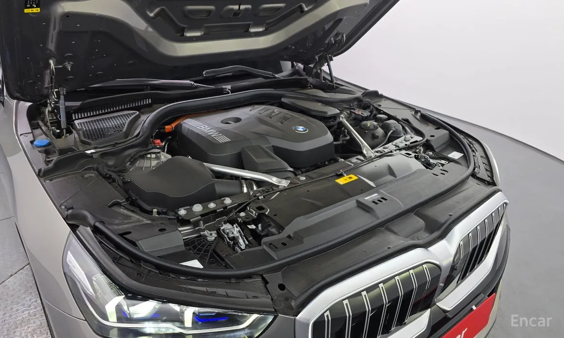 Фото 6 - BMW 5 Series