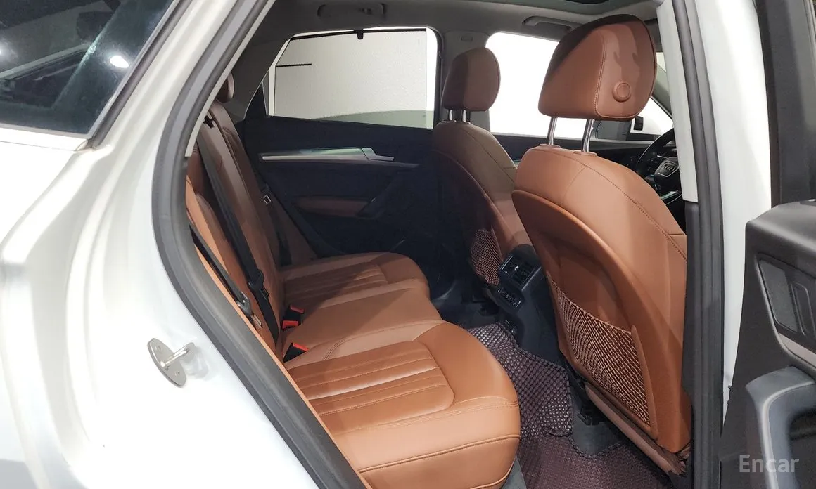 Фото 12 - Audi Q5