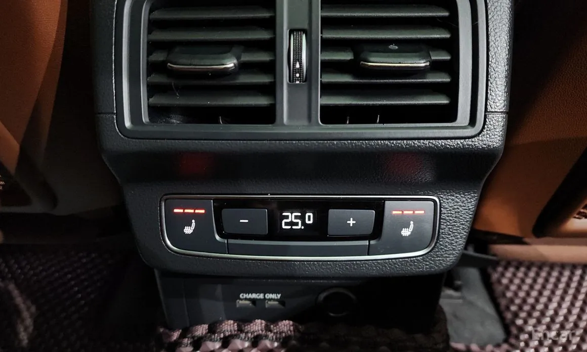 Фото 18 - Audi Q5