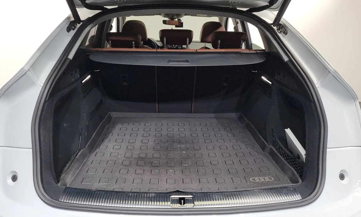 Фото 20 - Audi Q5