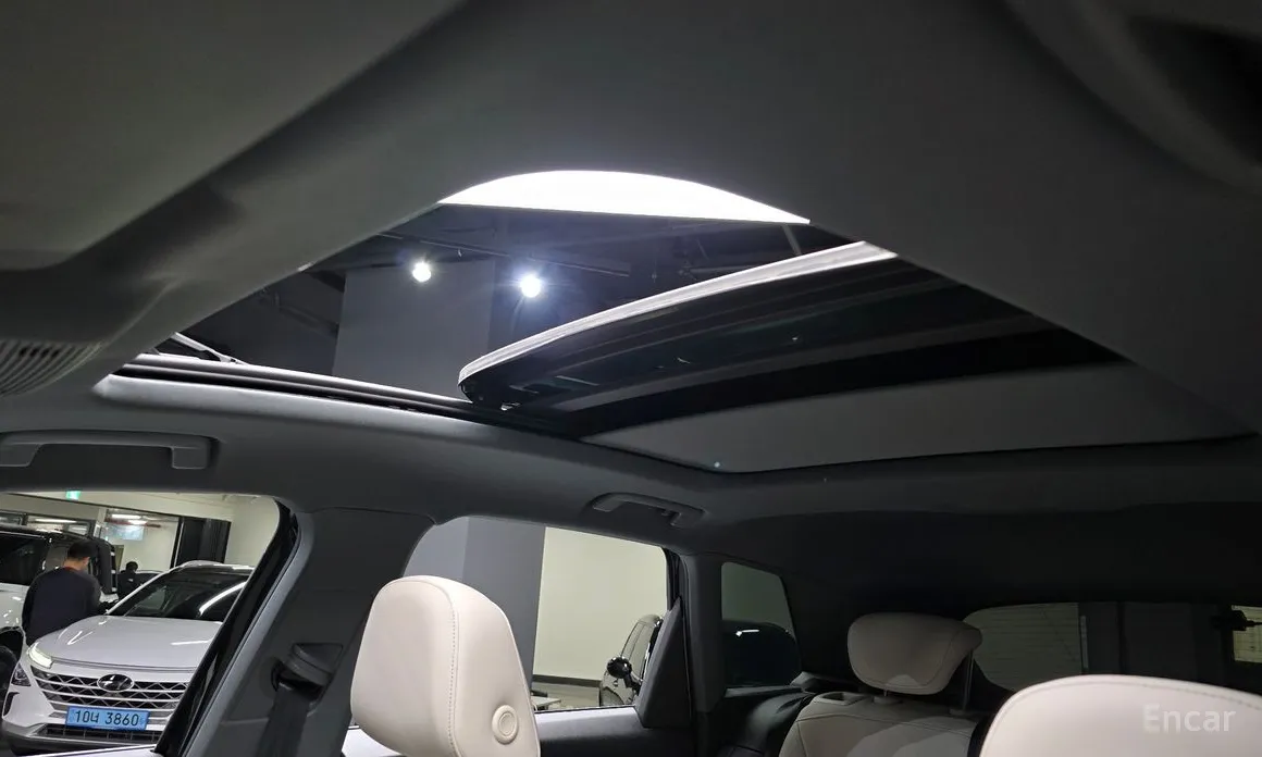 Фото 19 - Audi Q4 e-tron