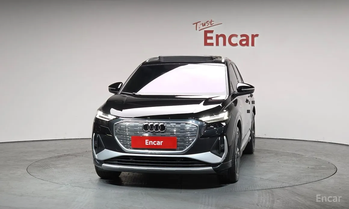 Фото 3 - Audi Q4 e-tron