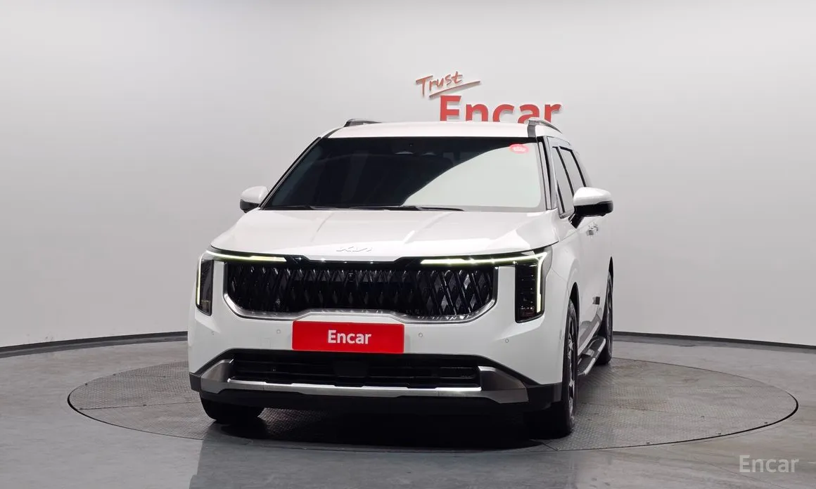 Фото 3 - Kia Carnival