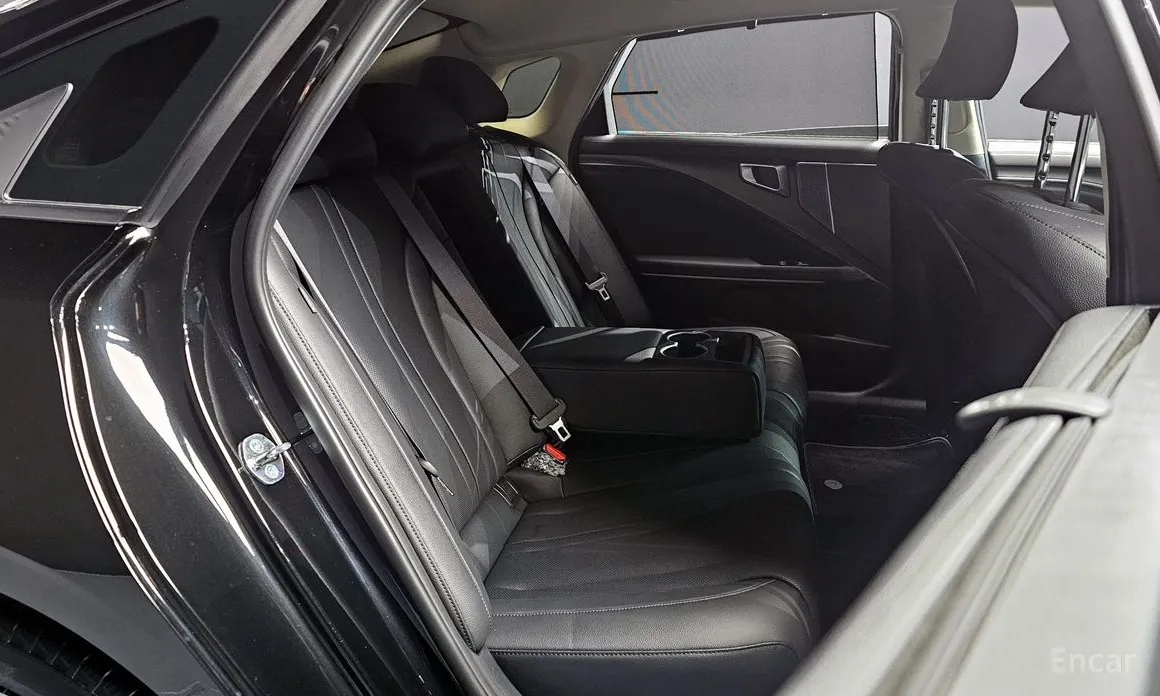 Фото 12 - Kia K8