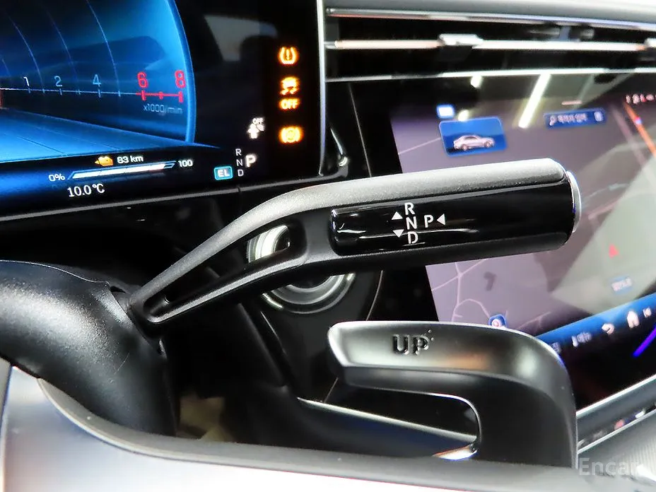 Фото 12 - Mercedes-Benz E-Class