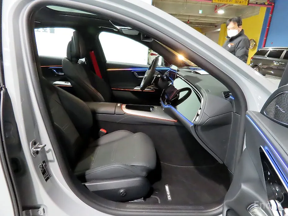 Фото 7 - Mercedes-Benz E-Class