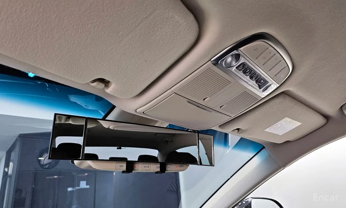 Фото 16 - Genesis G90