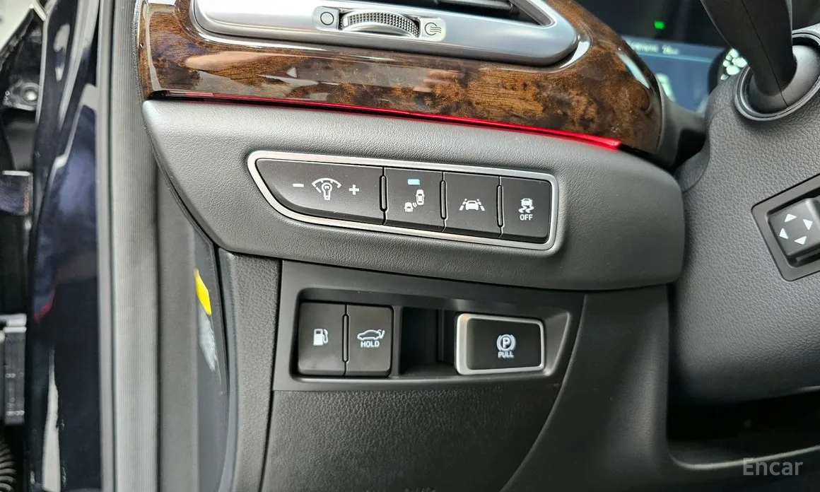 Фото 17 - Genesis G90