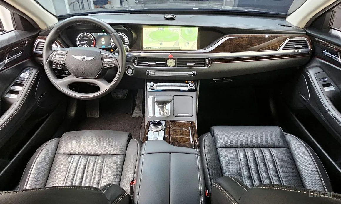 Фото 7 - Genesis G90