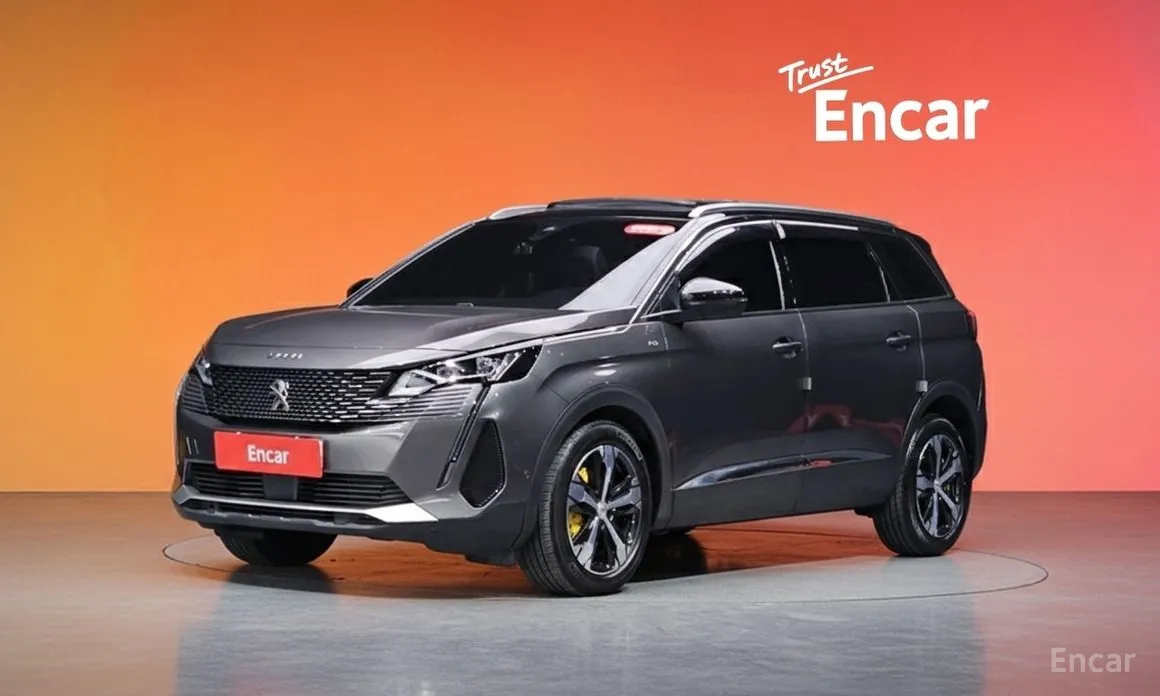 Фото 1 - Peugeot 5008