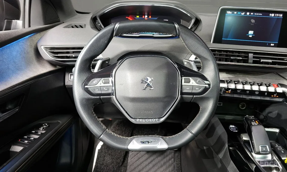 Фото 13 - Peugeot 5008