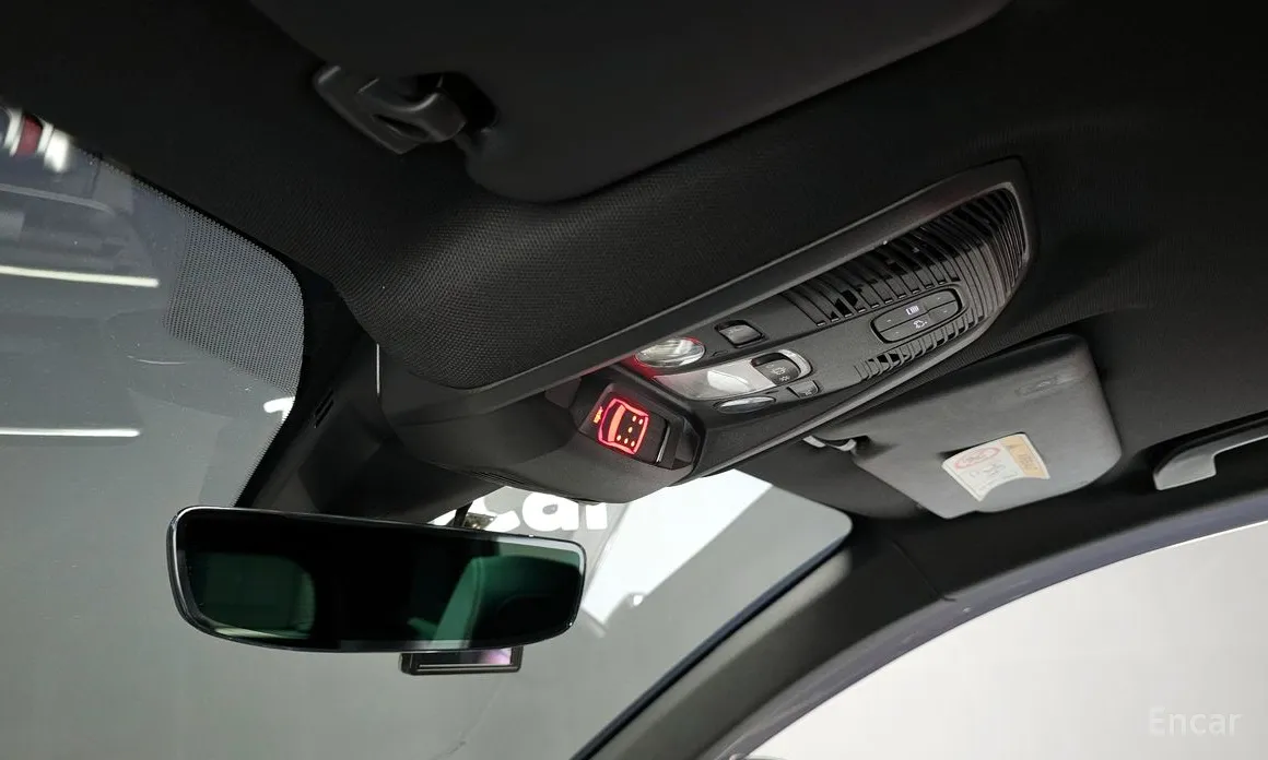 Фото 17 - Peugeot 5008