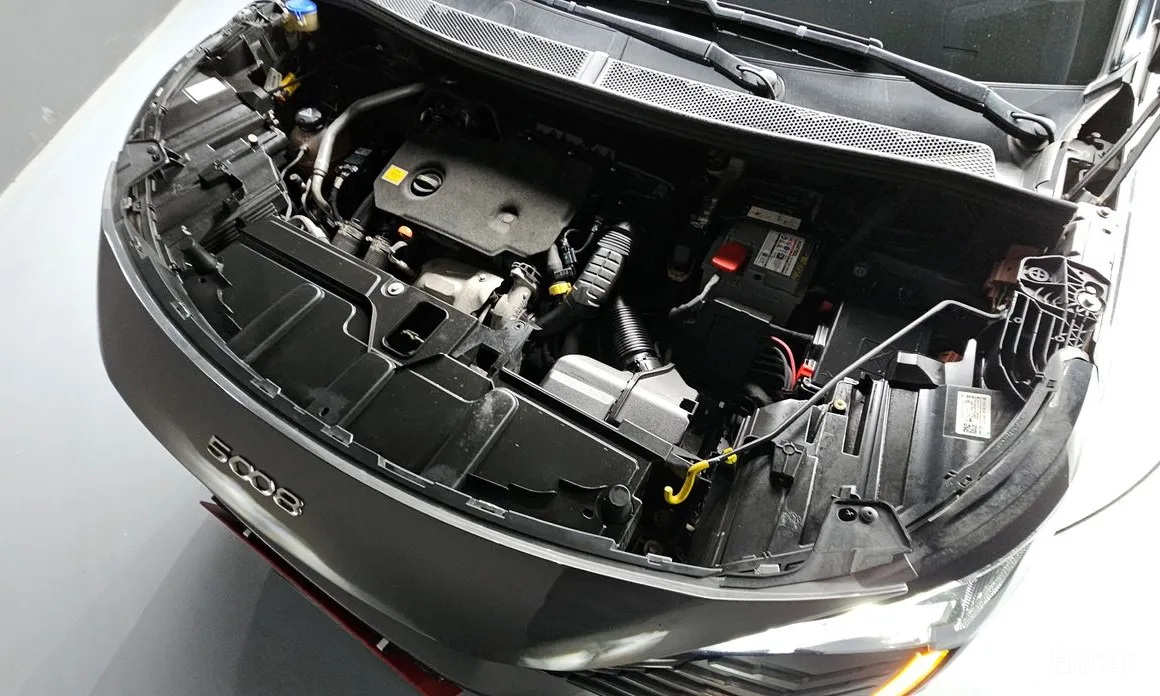 Фото 6 - Peugeot 5008