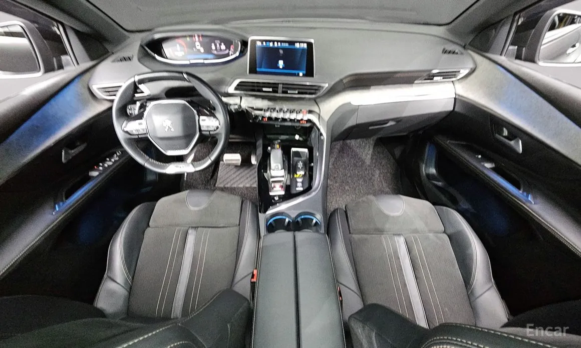 Фото 7 - Peugeot 5008