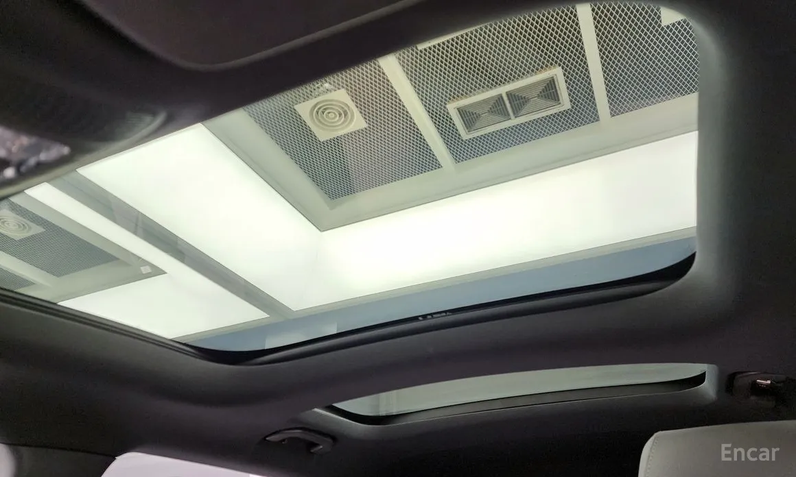 Фото 18 - Mercedes-Benz EQB