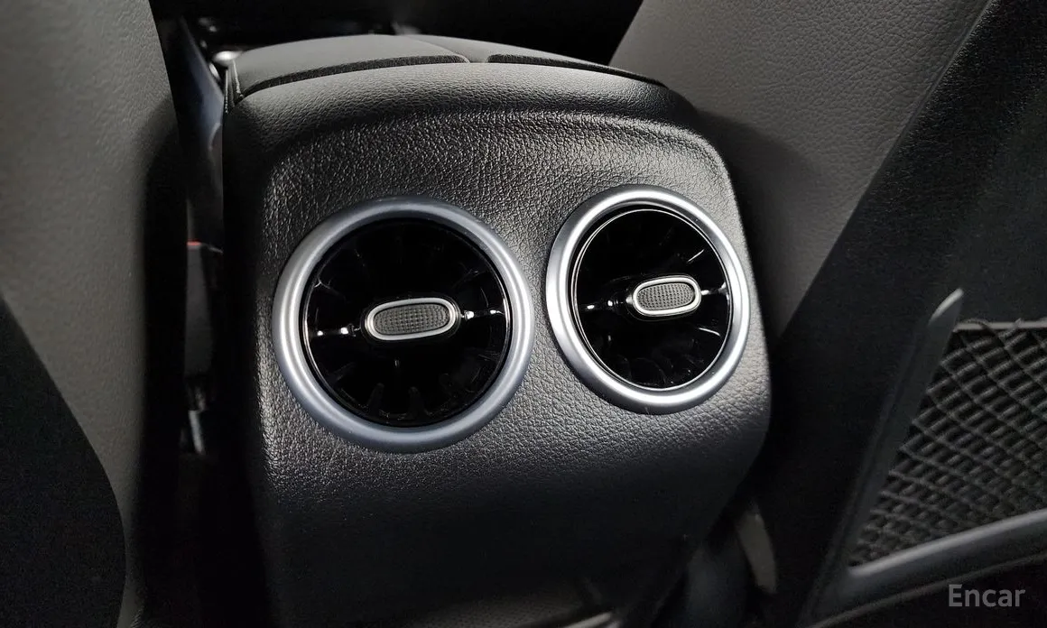 Фото 19 - Mercedes-Benz EQB