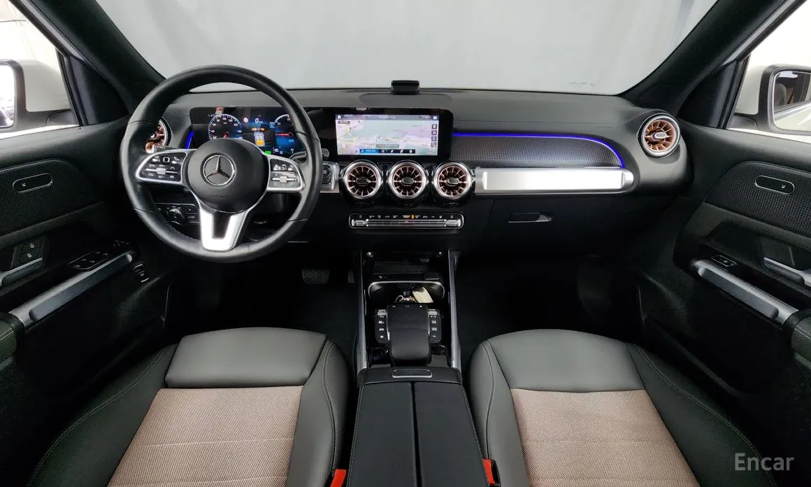 Фото 7 - Mercedes-Benz EQB