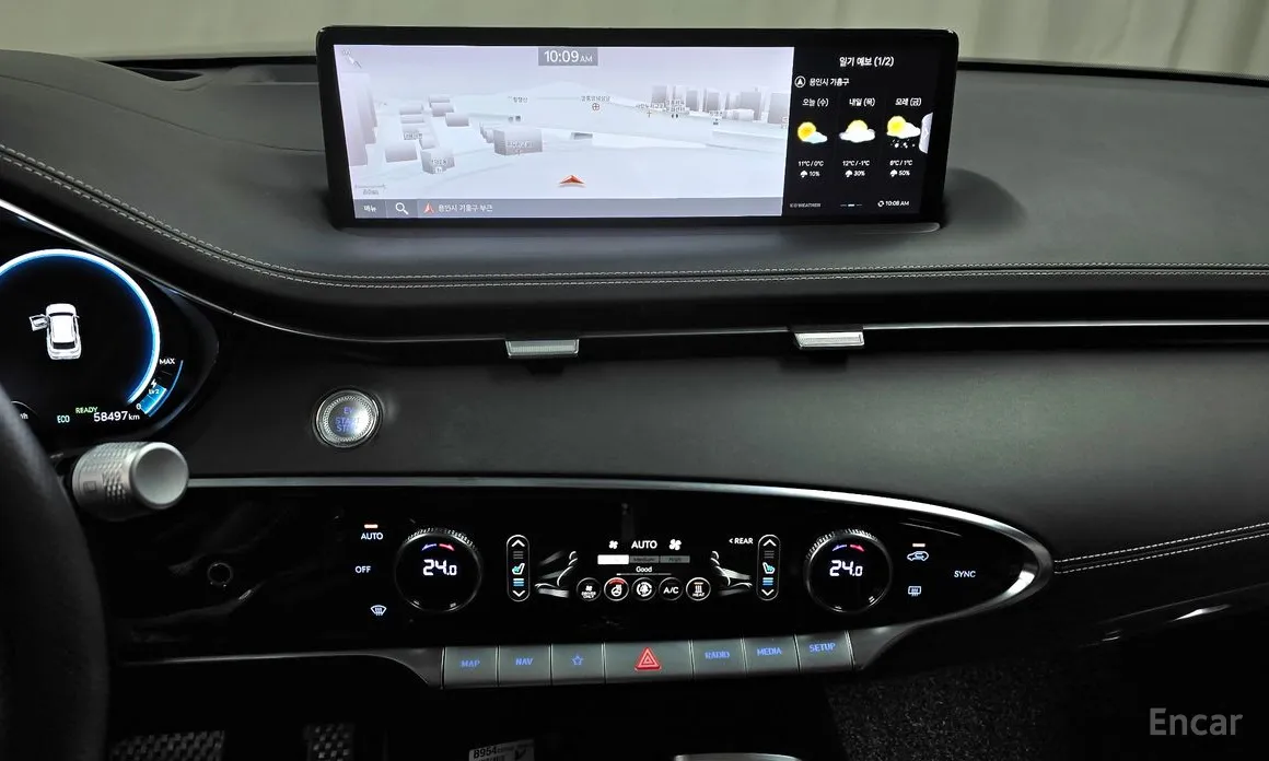 Фото 14 - Genesis GV70