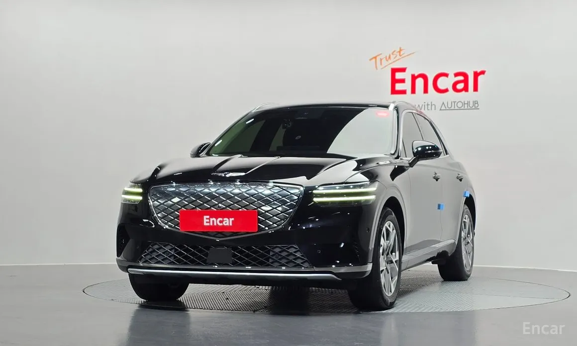 Фото 3 - Genesis GV70