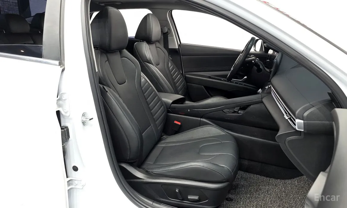 Hyundai Avante 2023 1.6