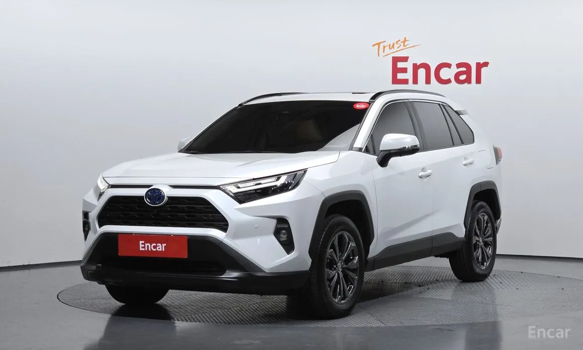 Фото 1 - Toyota RAV4