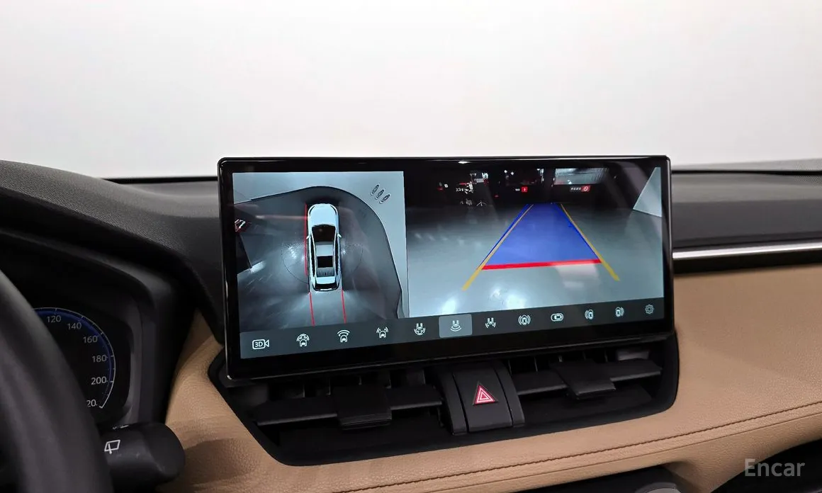 Фото 15 - Toyota RAV4