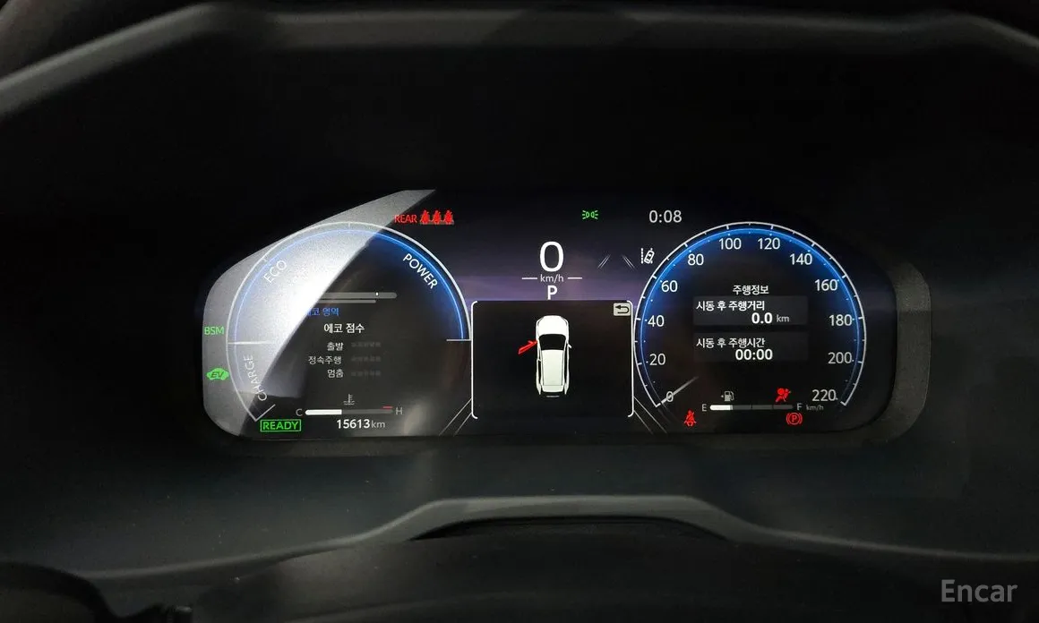 Фото 8 - Toyota RAV4