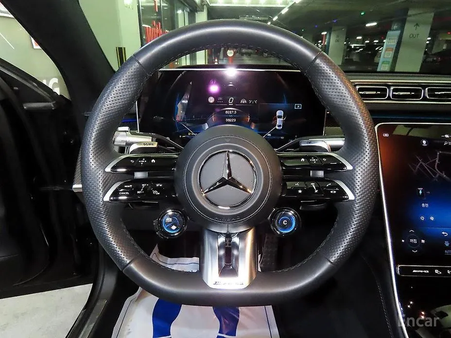 Фото 9 - Mercedes-Benz S-Class