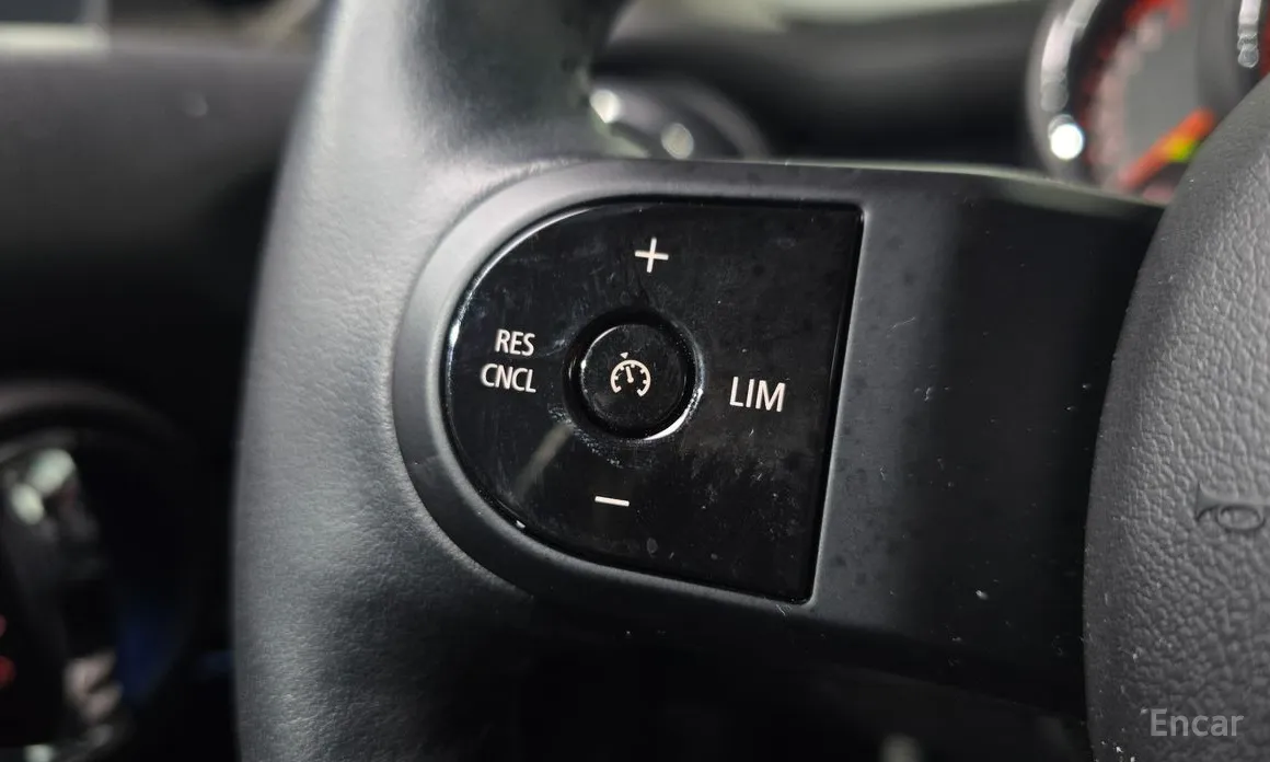 Фото 18 - Mini Cooper