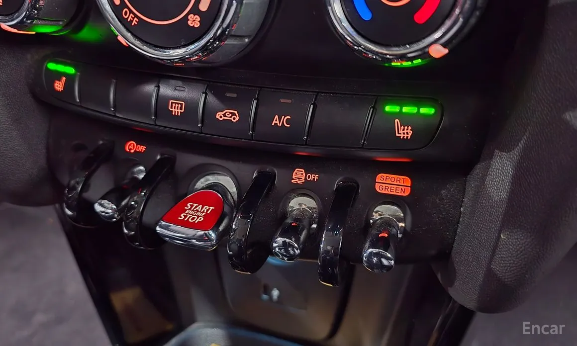 Фото 19 - Mini Cooper